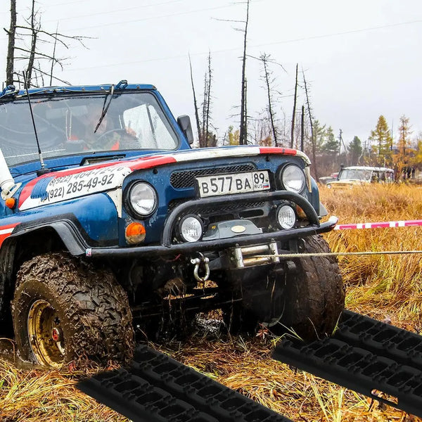 2PK Recovery Tracks 10T Sand Tracks Mud Snow Grass Accessory 4WD In Black Colour Deals499