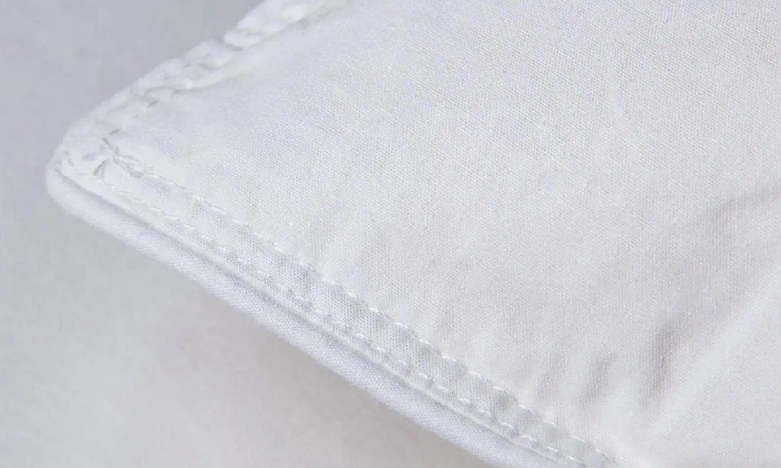 50% Duck Feather & 50% Duck Down Quilt 500GSM + Duck Pillows Twin Pack Combo Queen White Deals499