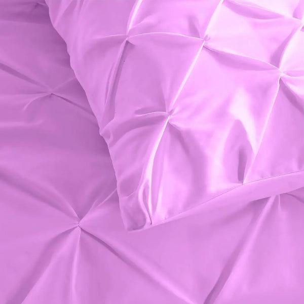 DreamZ Diamond Pintuck Duvet Cover and Pillow Case Set in UK Size in Plum Colour Deals499