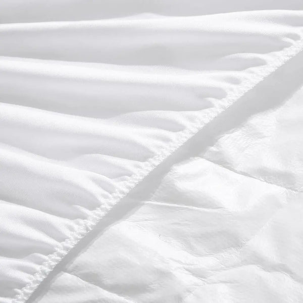 DreamZ Fully Fitted Waterproof Microfiber Mattress Protector in Double Size Deals499
