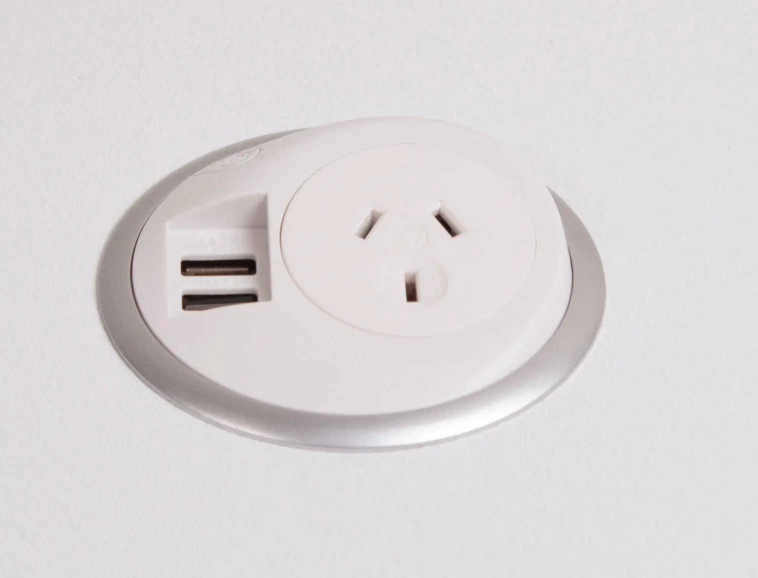 OE Elsafe: Pixel 1 x GPO 1 x TUF A+C with 800mm Lead and J Coupler - White/Silver Deals499