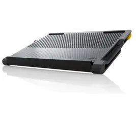 Targus Chill Matâ„¢ with 4-Port Hub/ Dual Fans/ Adjustable Height (4 Levels) - Black TARGUS