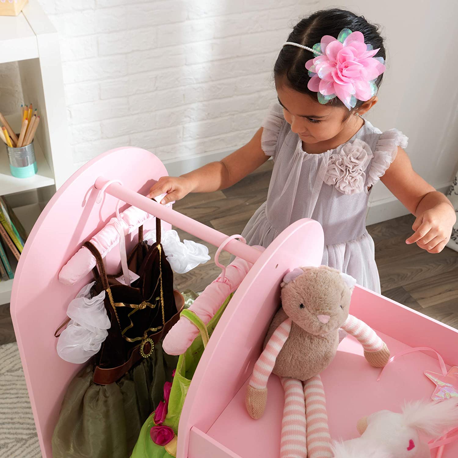 KidKraft Fashion Pretend Play Station (Pink) Deals499