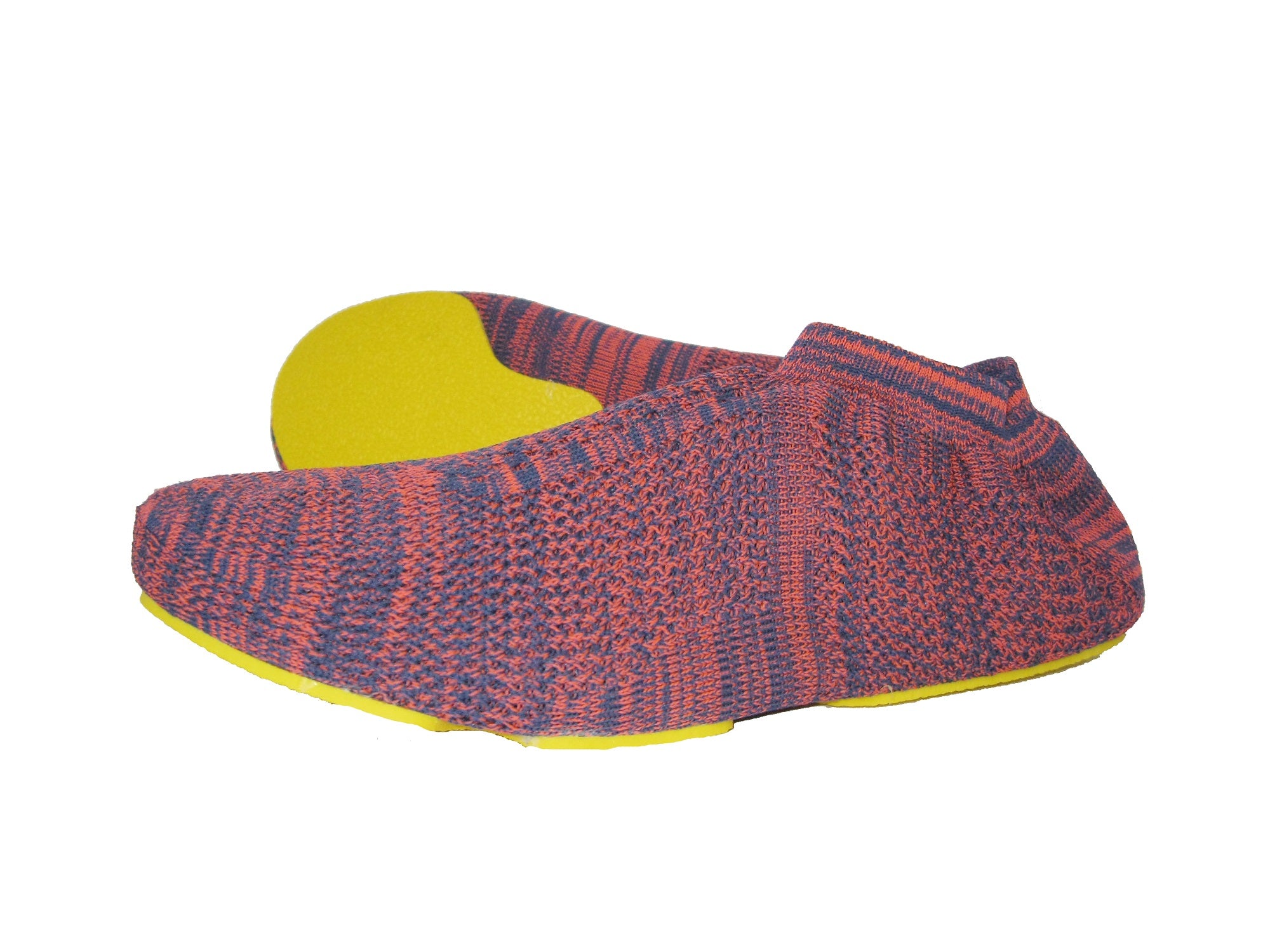 XtremeKinetic Minimal training shoes red/blue size US MAN(9 -10.5) EURO SIZE 43-44 from Deals499 at Deals499