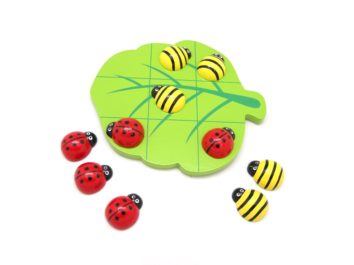 LADYBIRD NOUGHTS & CROSSES WOODEN BOARD GAME Deals499