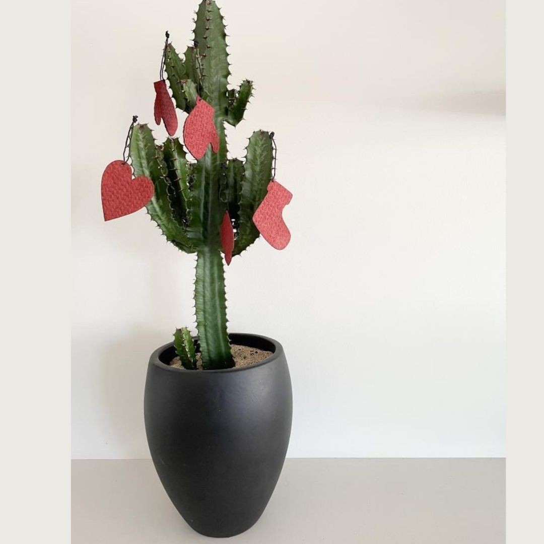 Tree Stripes Set of 12 Handmade Festive Christmas Ornaments in Dubai Red Deals499