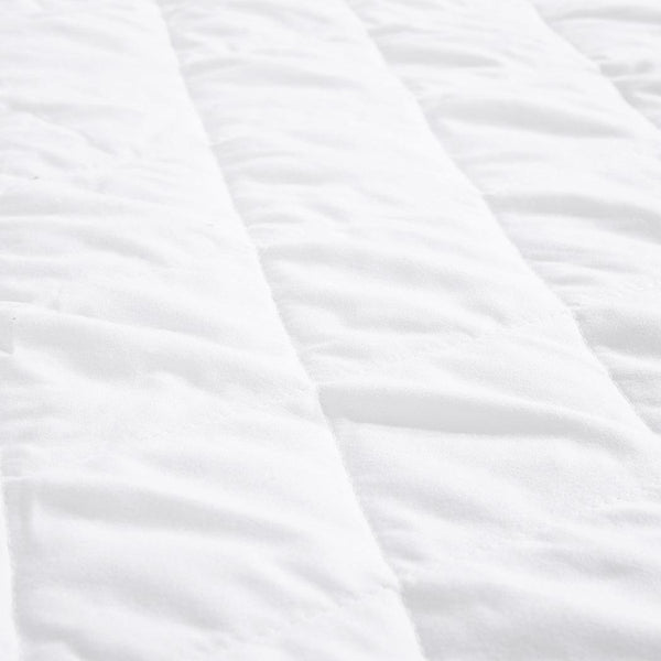 DreamZ Fully Fitted Waterproof Microfiber Mattress Protector in King Size Deals499