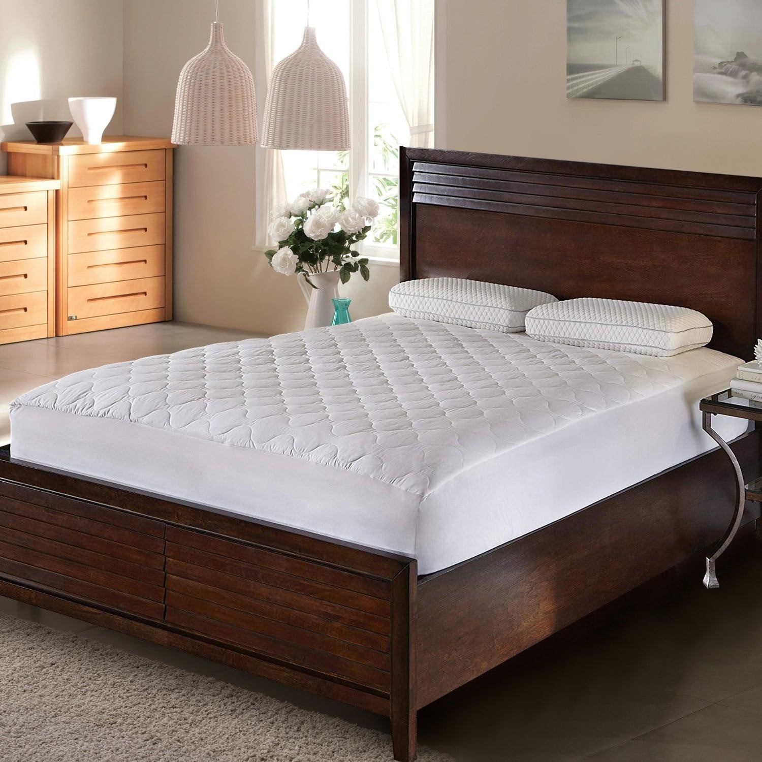 DreamZ Fitted Waterproof Mattress Protector with Bamboo Fibre Cover King Single Deals499