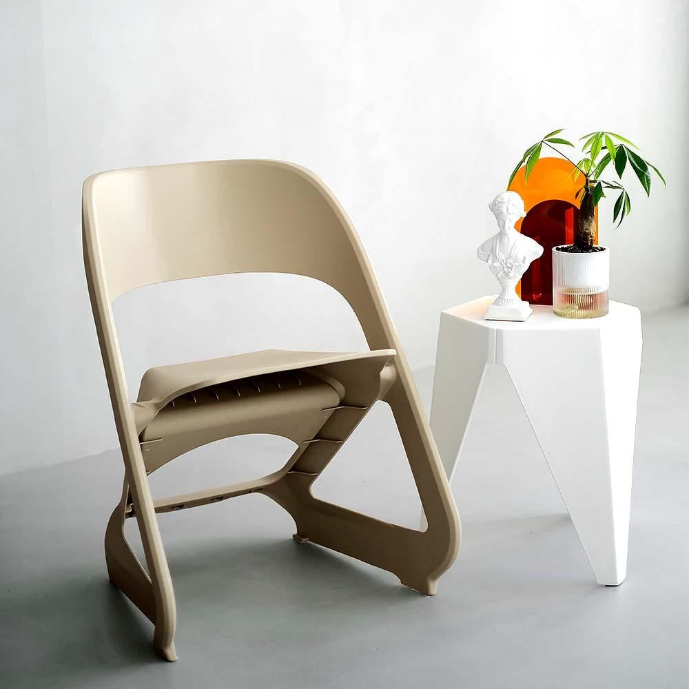 ArtissIn Set of 4 Dining Chairs Office Cafe Lounge Seat Stackable Plastic Leisure Chairs Beige Deals499