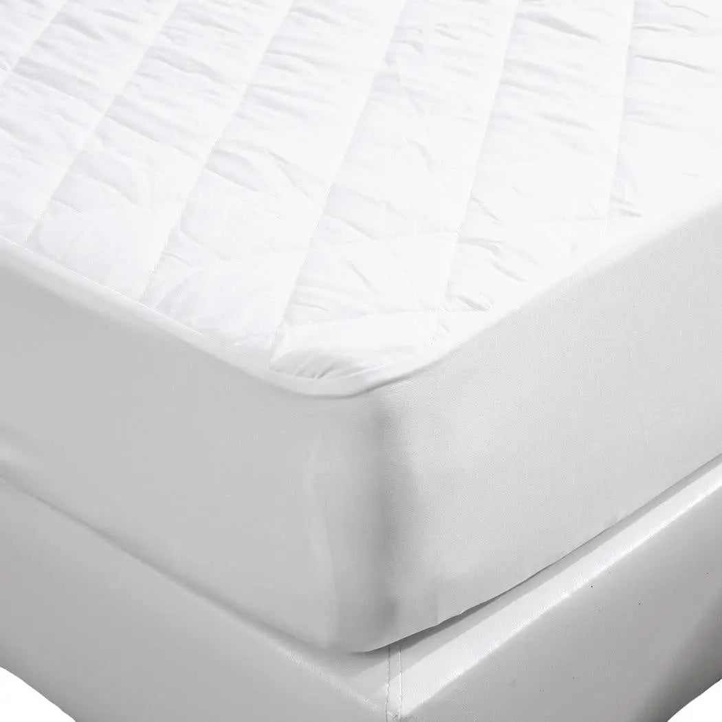 DreamZ Fully Fitted Waterproof Microfiber Mattress Protector in King Size Deals499
