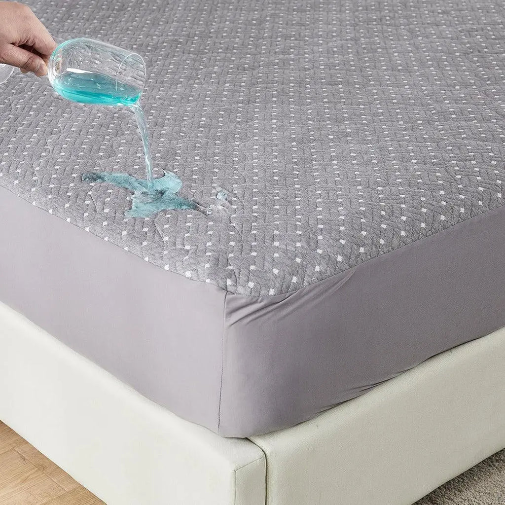 Dreamz Mattress Protector Topper Bamboo Charcoal Pillowtop Waterproof Queen Deals499