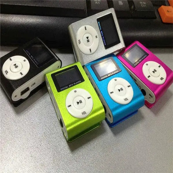 Mini Clip 16G MP3 Music Player With USB Cable & Earphone Silver Deals499
