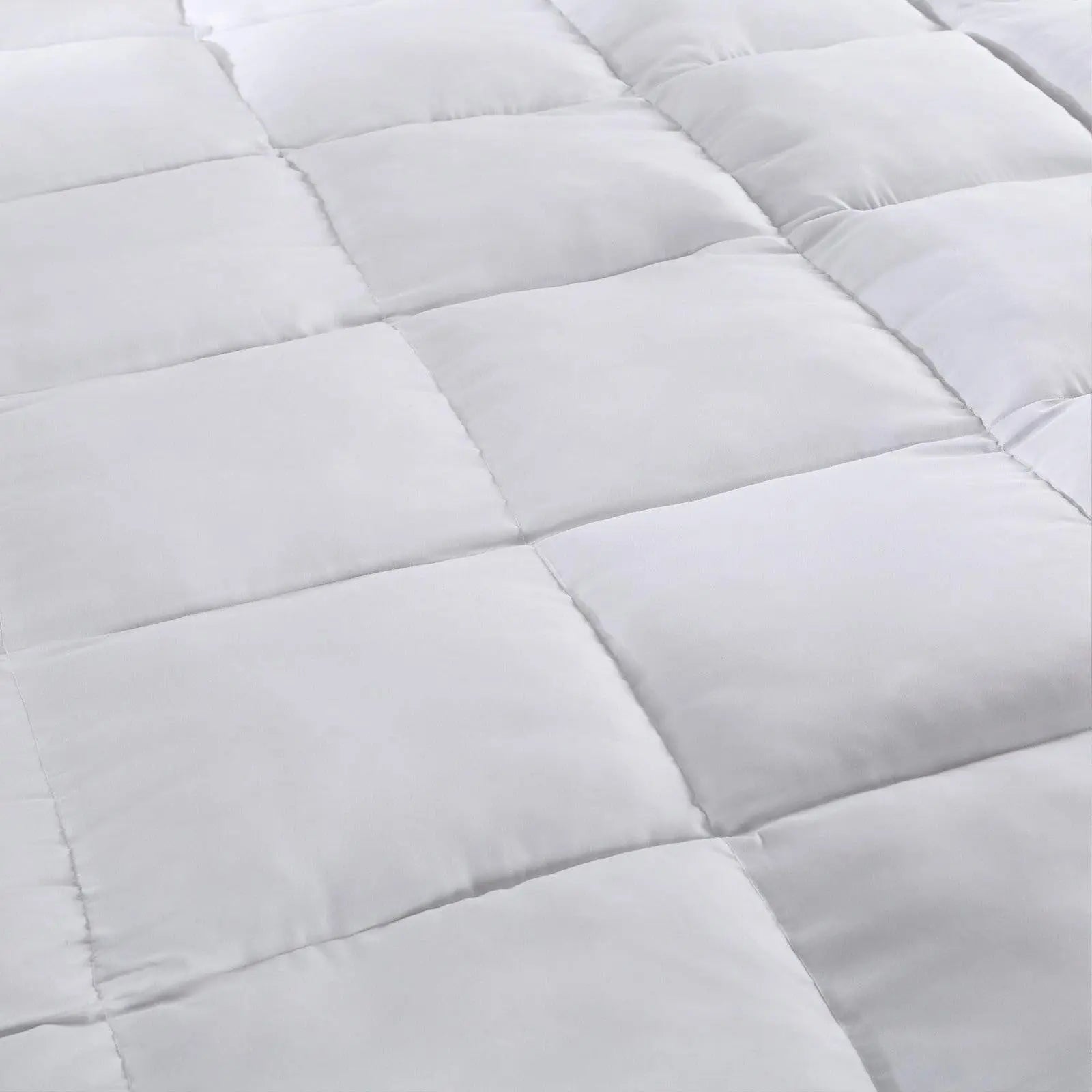 Royal Comfort 1000GSM Luxury Bamboo Fabric Gusset Mattress Pad Topper Cover Queen White Deals499