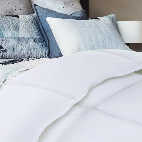 Royal Comfort 800GSM Silk Blend Quilt Duvet Ultra Warm Winter Weight Doona Double White Deals499