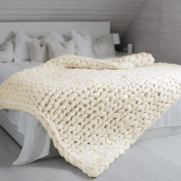 Royal Comfort Chunky Hand Knit Thick Weighted Blanket 6.3KG 203cm x 153cm - Cream from Deals499 at Deals499