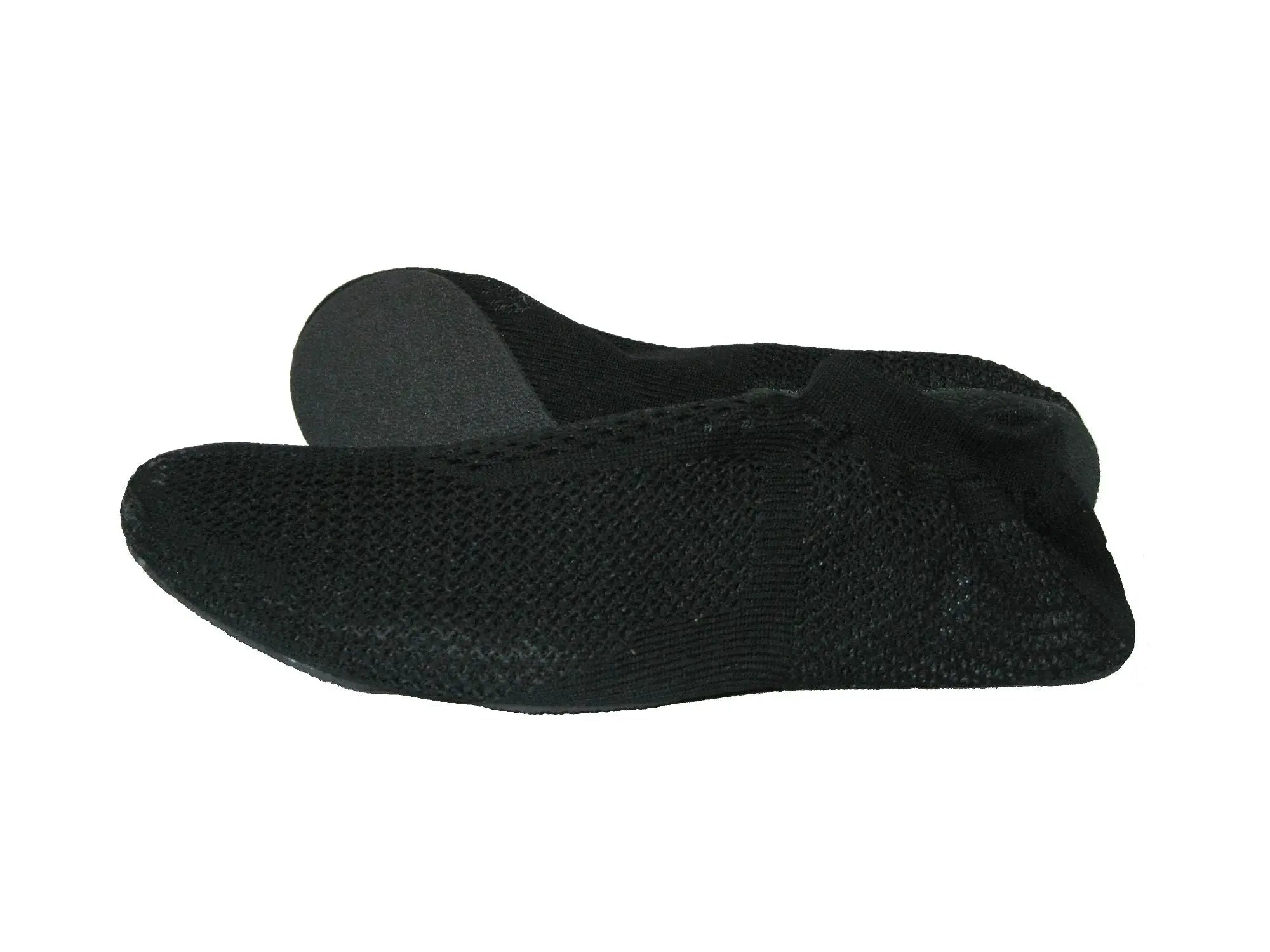 XtremeKinetic Minimal training shoes black size US WOMEN(8-9) US MAN(6.5 -7.5)   EURO SIZE 39-40 from Deals499 at Deals499