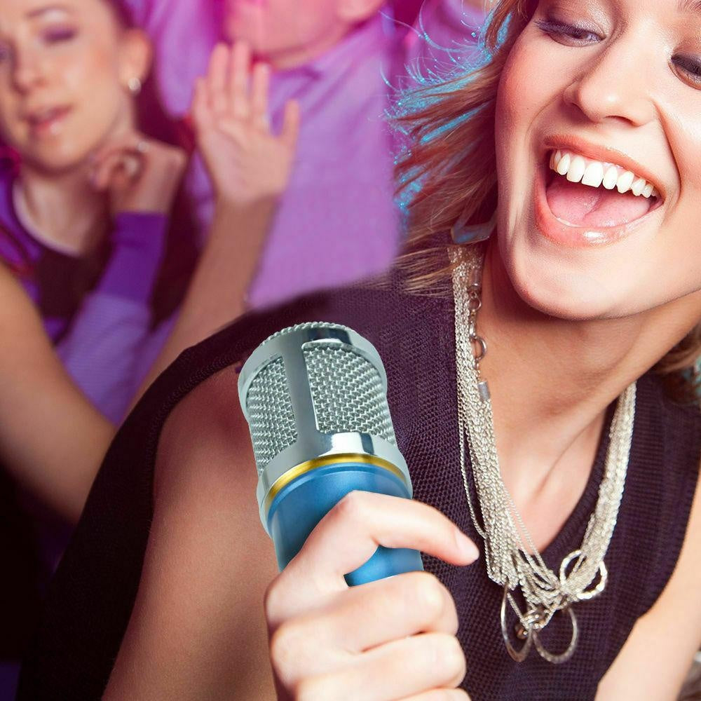 Karaoke Condenser Studio Dynamic Microphone Speaker Handheld KTV Q9 Player Deals499