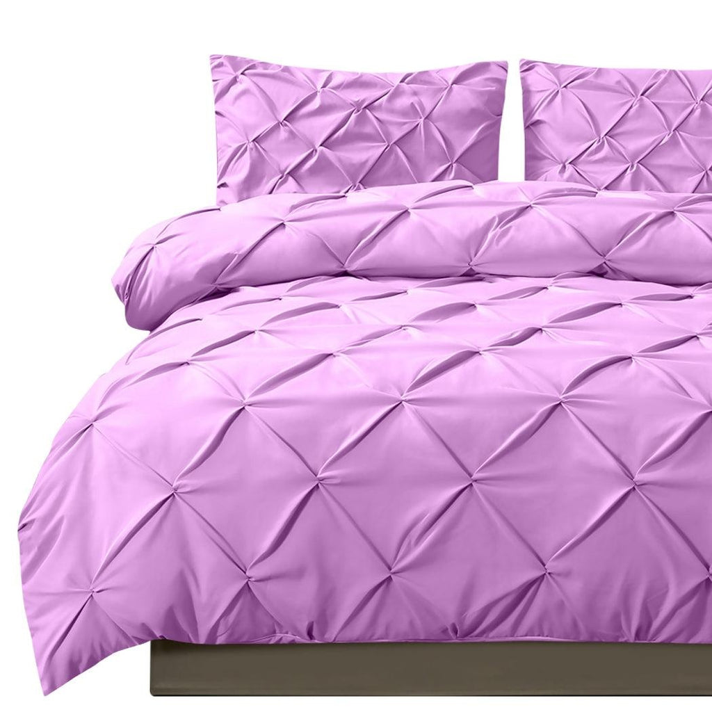 DreamZ Diamond Pintuck Duvet Cover Pillow Case Set in Super King Size in Plum Deals499