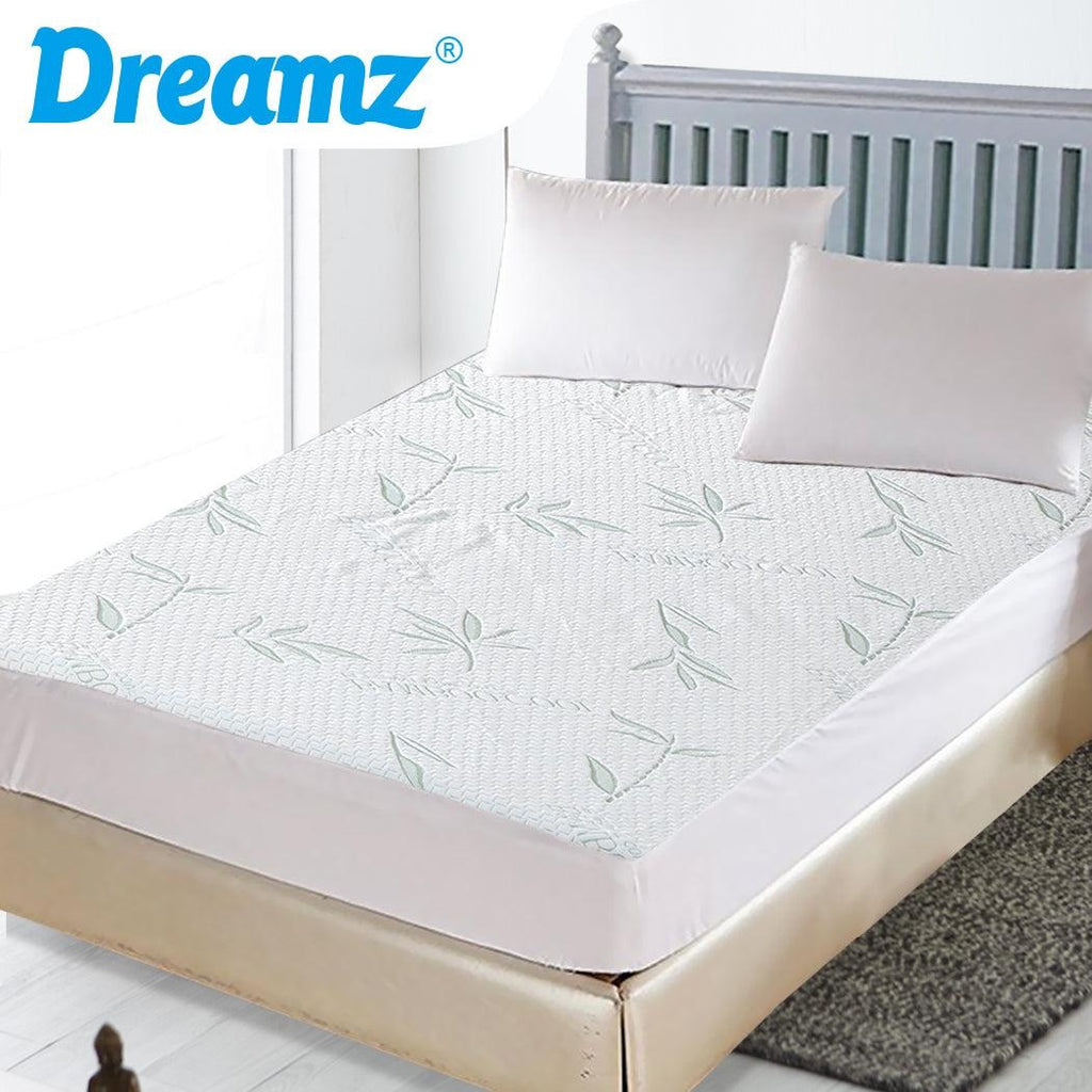 DreamZ  Queen Fully Fitted Waterproof Breathable Bamboo Mattress Protector DreamZ